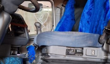 
									Volvo FH 400 año 2007 con carroceria full								