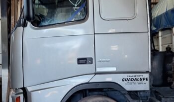 
									Volvo FH 400 año 2007 con carroceria full								