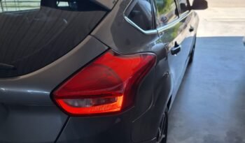 
									Ford Focus TITANIUM 2017 5p full								