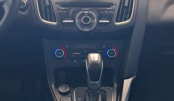 
									Ford Focus TITANIUM 2017 5p full								