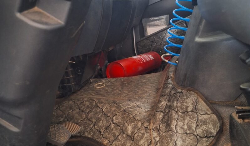 
								Mercedes Benz ACCELO 815 año 2016 full									