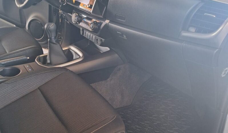 
								TOYOTA HILUX SRV 2023 0 KM ( Patentada ) full									