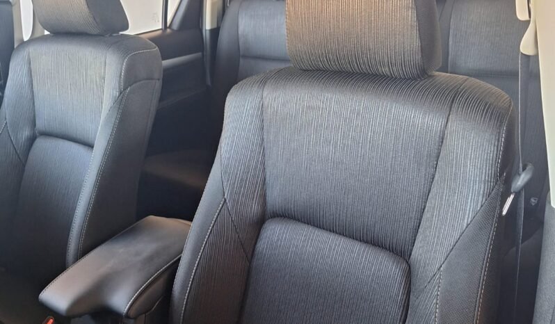 
								TOYOTA HILUX SRV 2023 0 KM ( Patentada ) full									