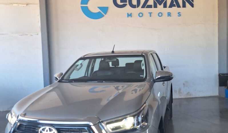 
								TOYOTA HILUX SRV 2023 0 KM ( Patentada ) full									