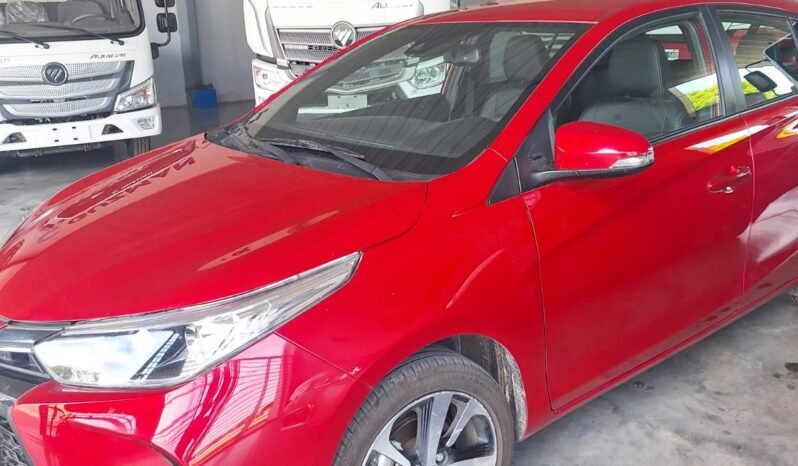 
								TOYOTA YARIS XLS PACK CVT 1.5 año 2023 full									