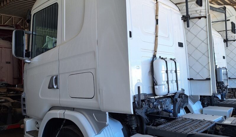 
								Scania R 114 GA año 2004 tractor full									